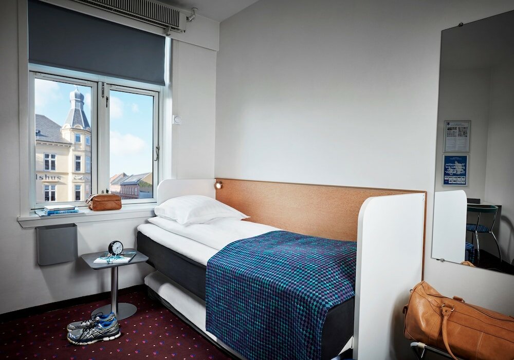 Фото Cabinn Esbjerg Hotel