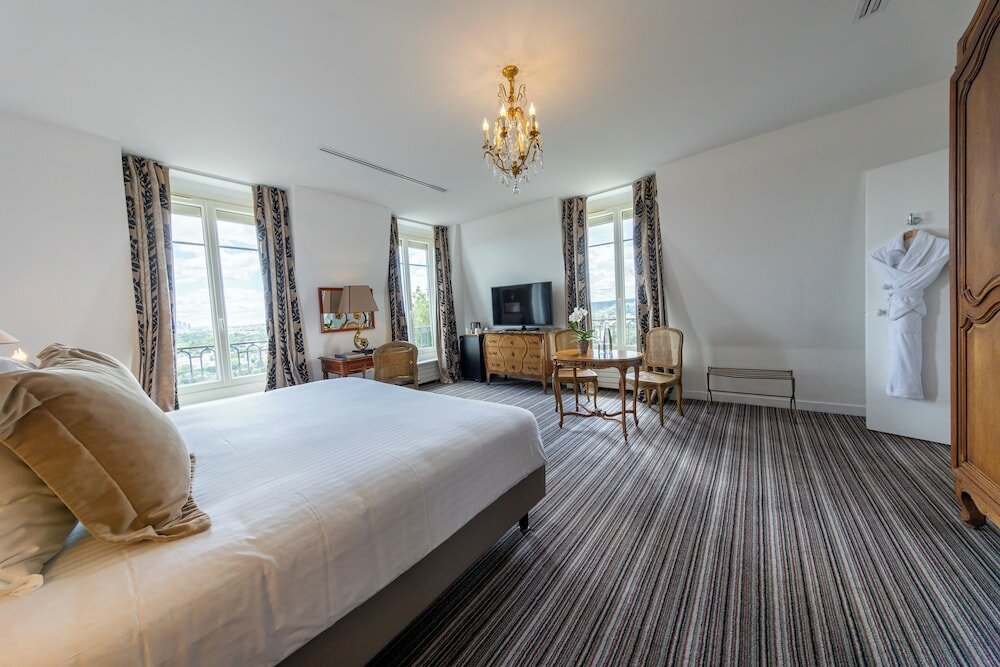 Фото Pavillon Henri IV