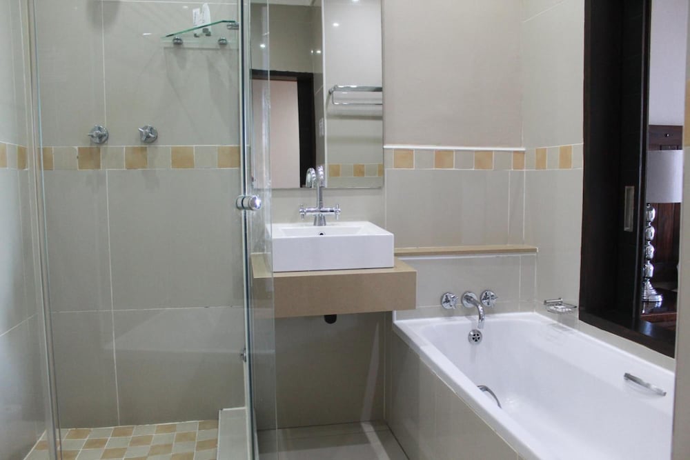 Фото Margate Hotel