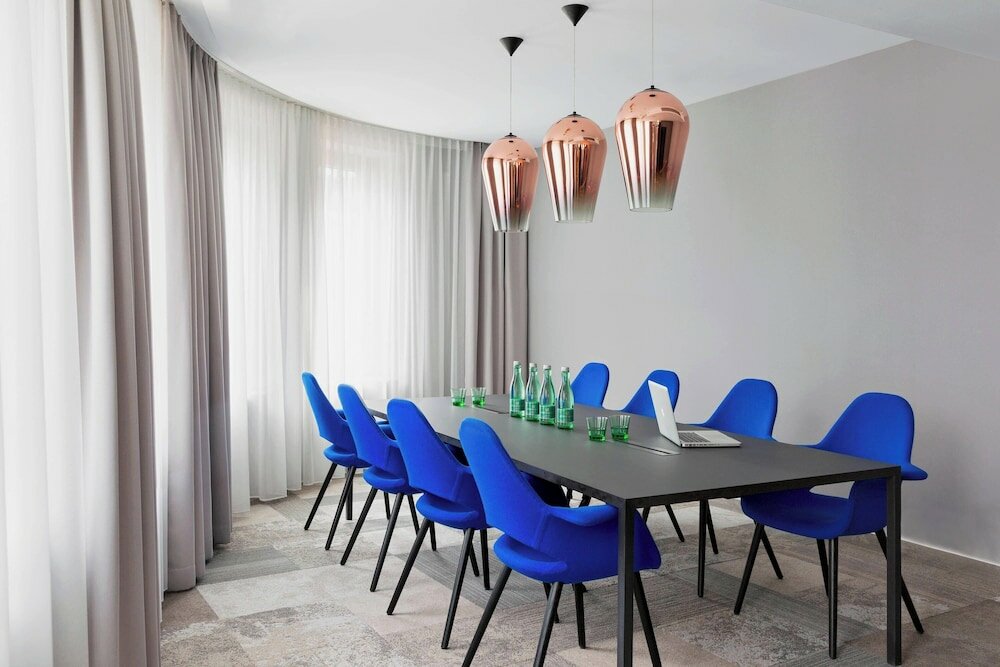 Фото Courtyard by Marriott Vienna Prater Messe