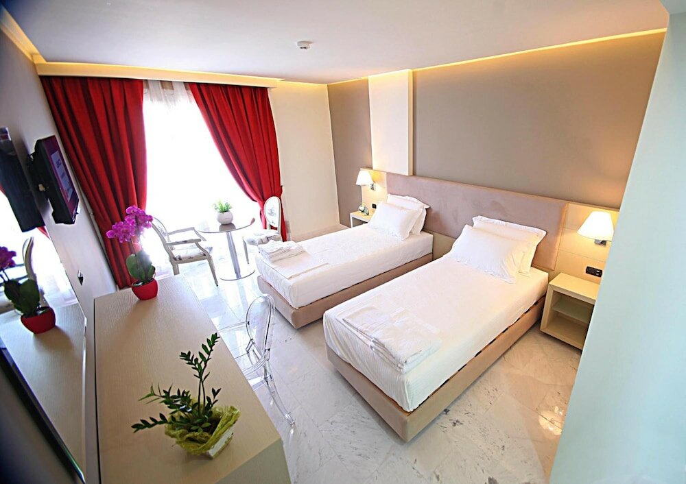 Фото Hotel Palace Vlore