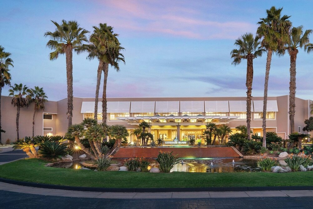 Фото Coronado Island Marriott Resort & SPA