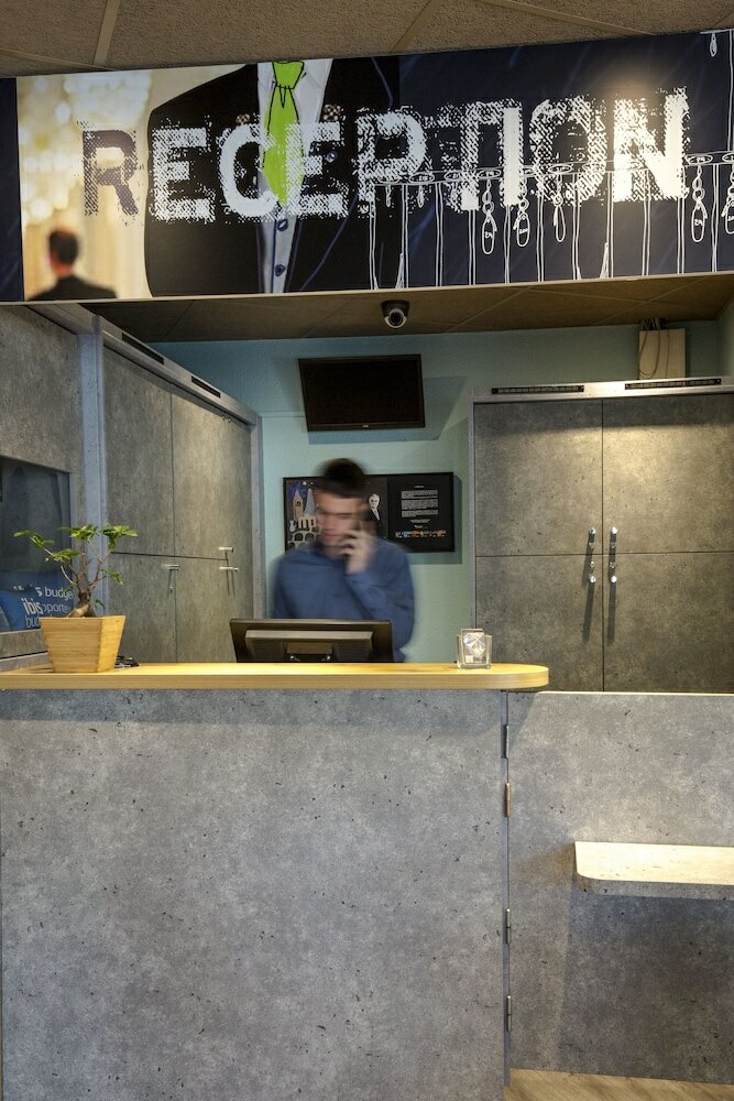 Фото Ibis Budget Marseille Timone