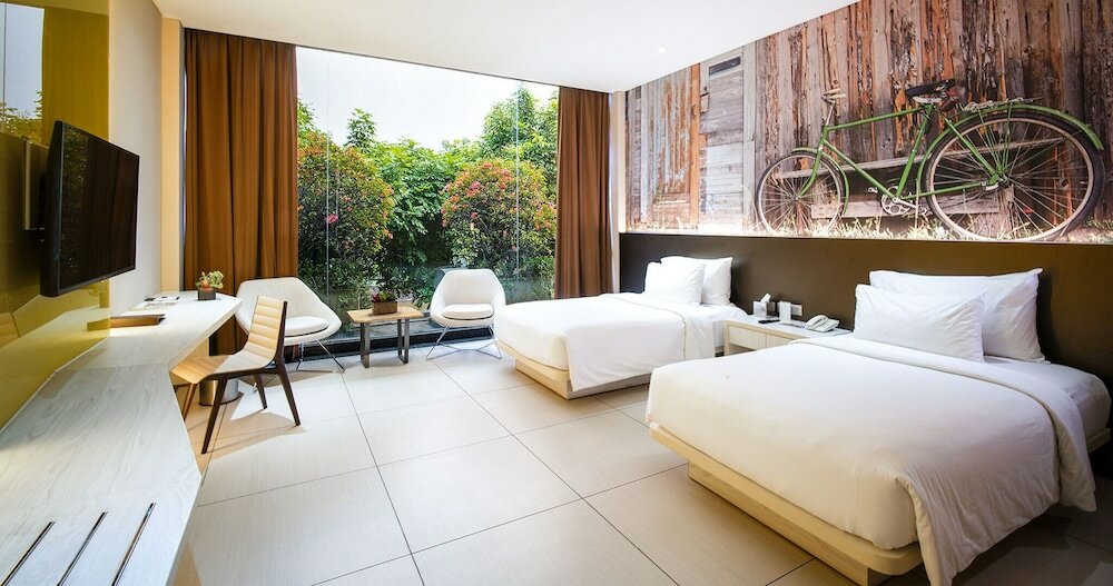 Фото Fm7 Resort Hotel Bandara Jakarta Airport