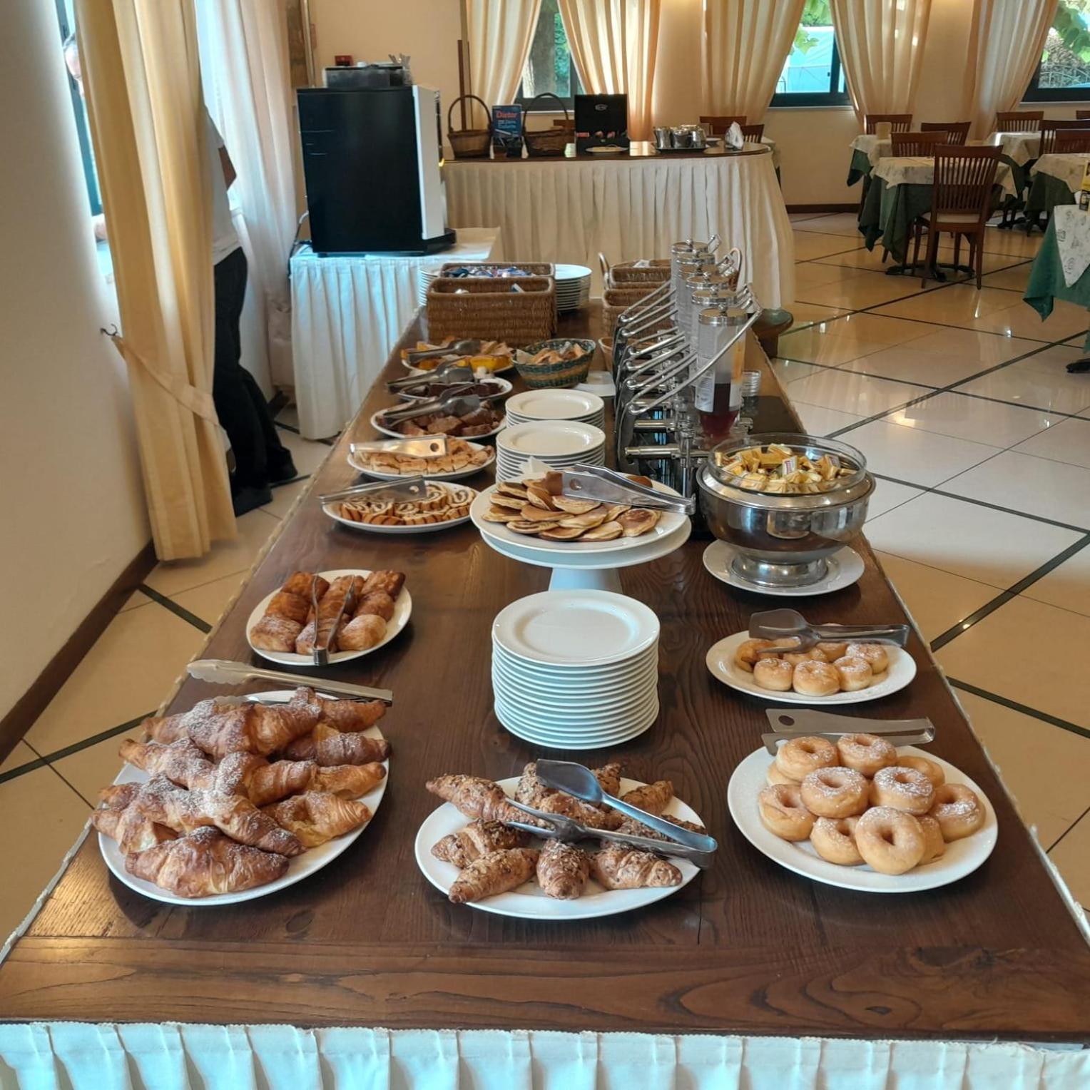 Фото Hotel Villa Ombrosa