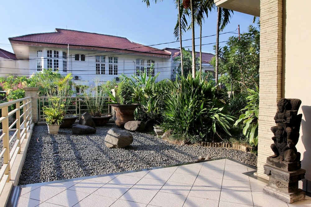 Фото Oyo 123 Puri Lotus