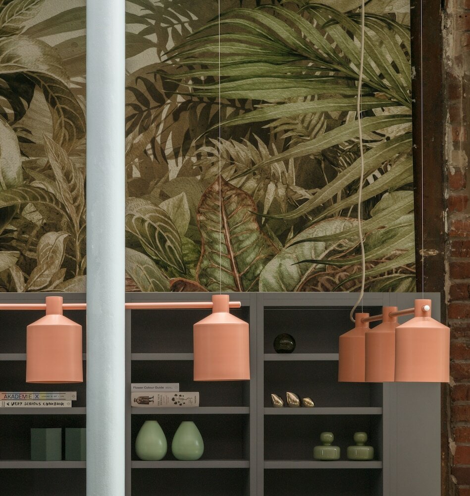 Фото Whitworth Locke