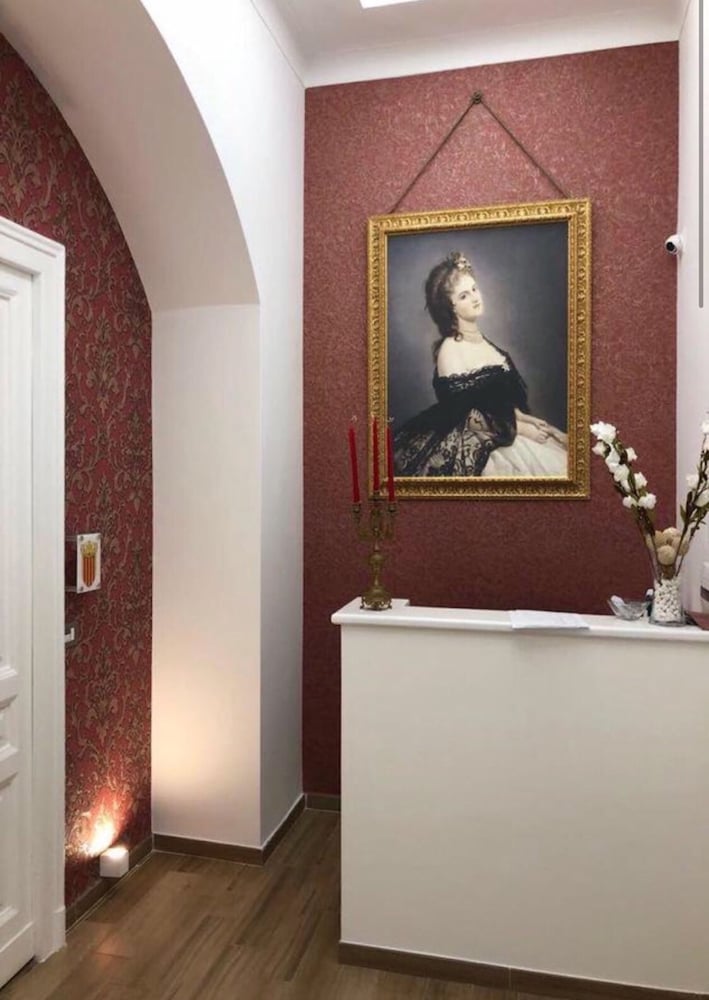 Фото Royal Gismonda