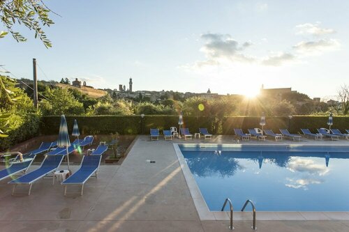 Внешний вид отеля Hotel Il Giardino в Сиене, фото 1