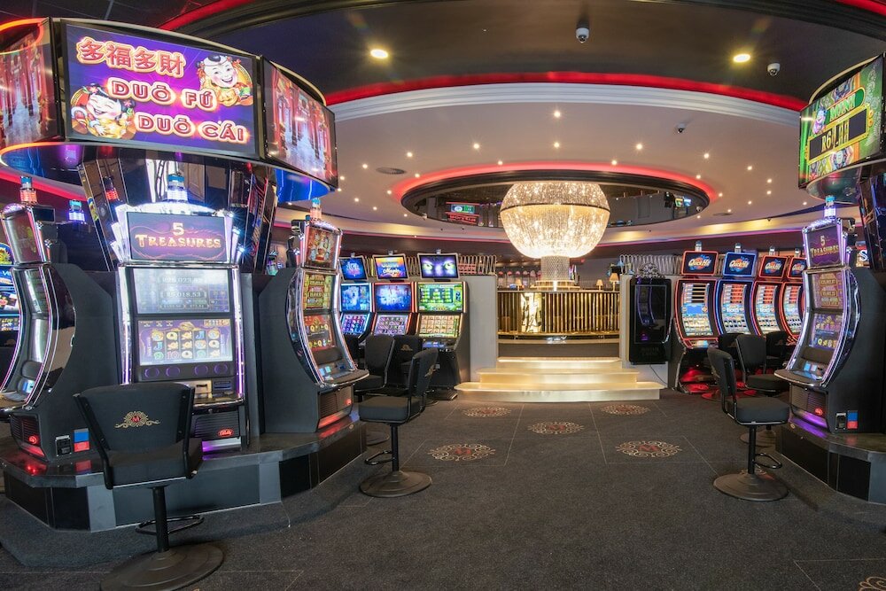 Фото Mayfair Hotel