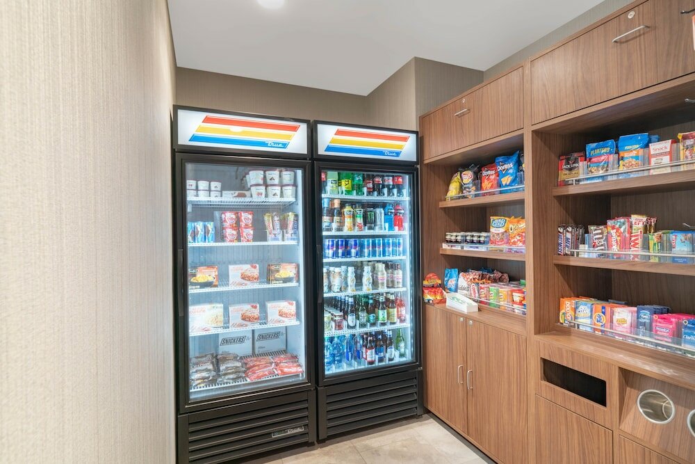 Фото Wingate by Wyndham Denver Airport