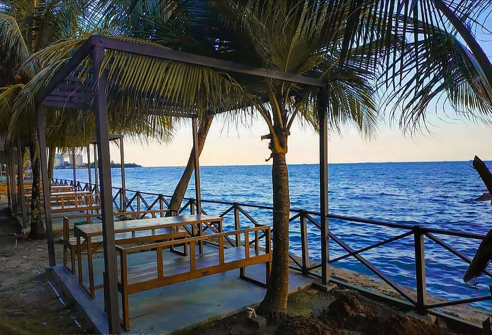 Фото Golden Tulip Balikpapan Hotel & Suites