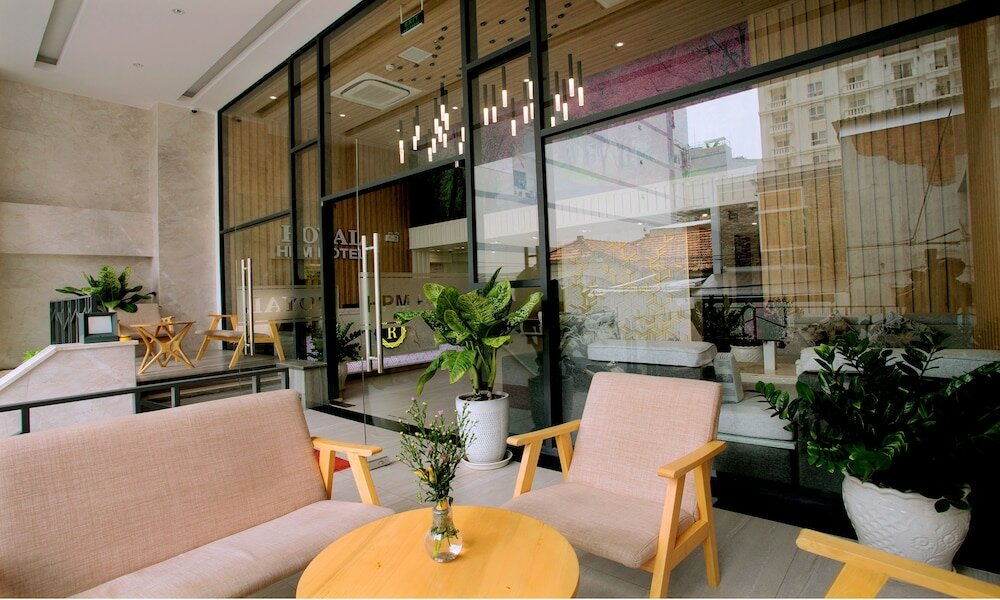 Фото Royal Hpm Hotel