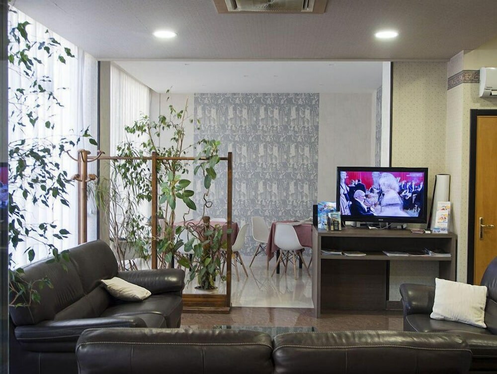 Фото Hotel Kroma