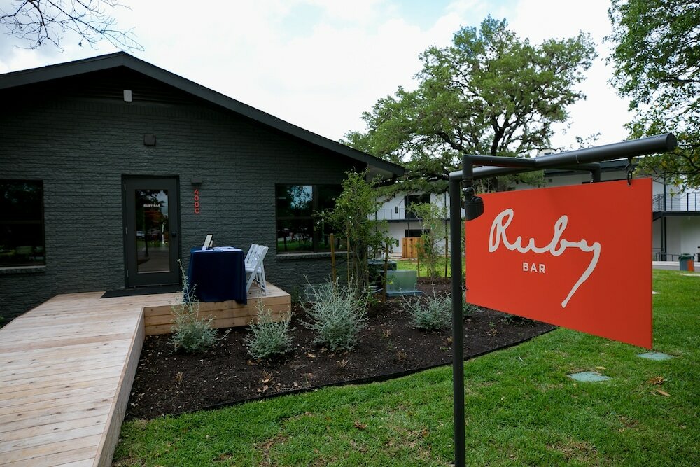 Фото The Ruby Hotel