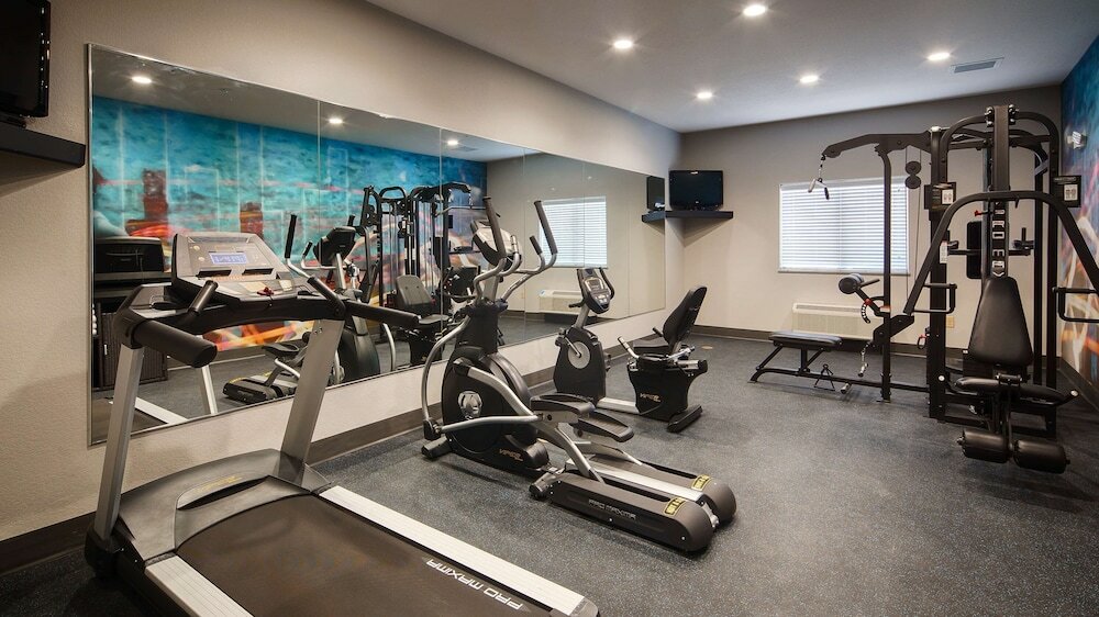 Фото Best Western Plus Lonestar Inn & Suites