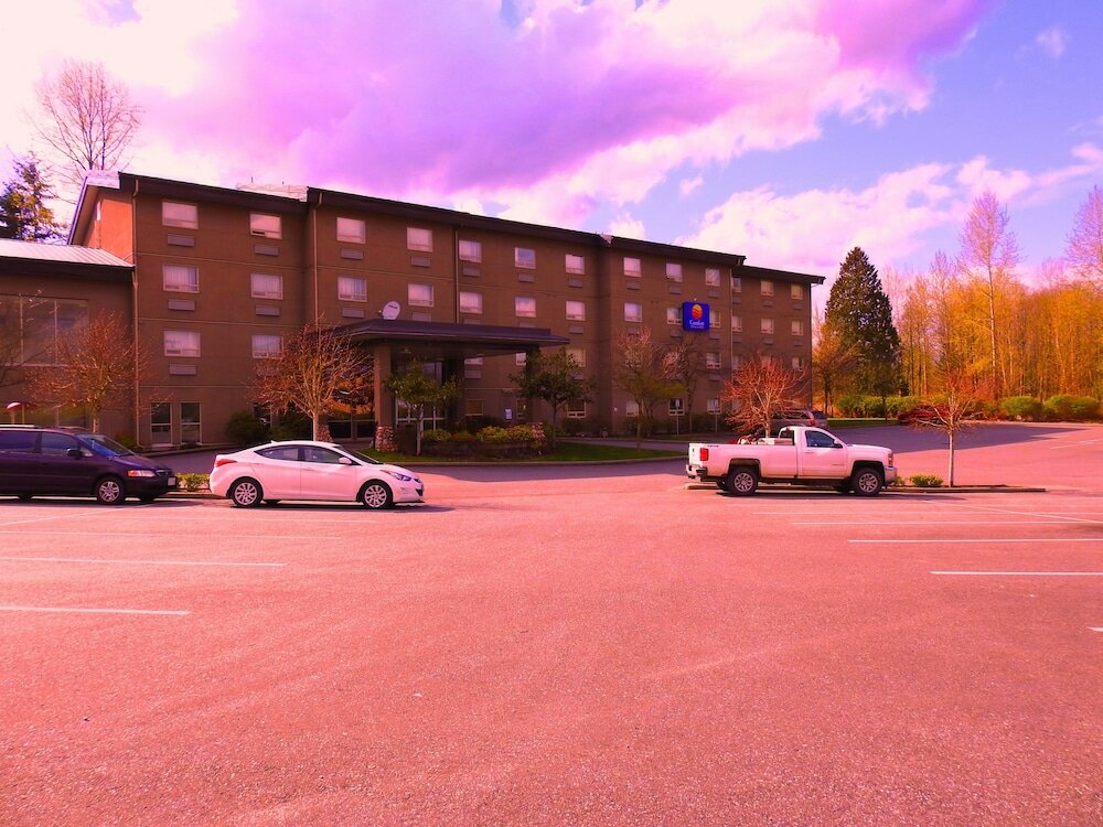 Фото Comfort Inn & Suites