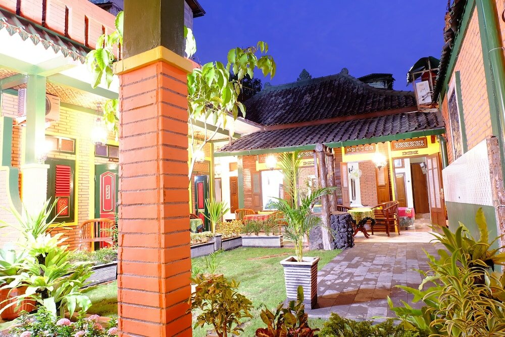 Фото Kampoeng Djawa Guesthouse