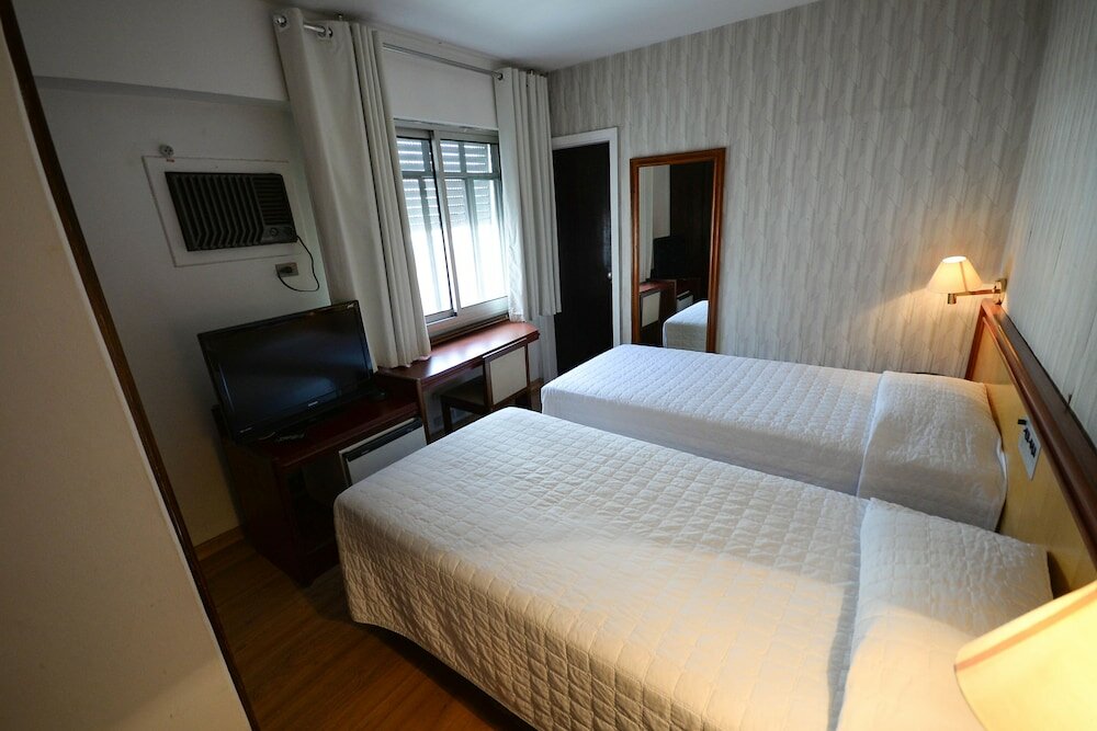 Фото Caravelle Palace Hotel