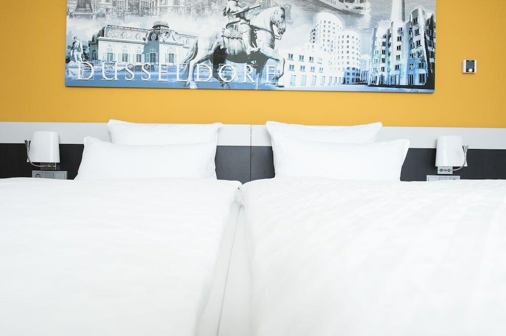 Фото Carathotel Düsseldorf City