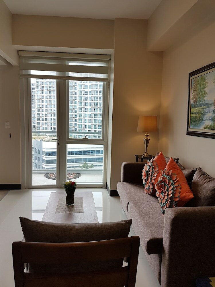 Фото Mactan Newtown with Ocean View