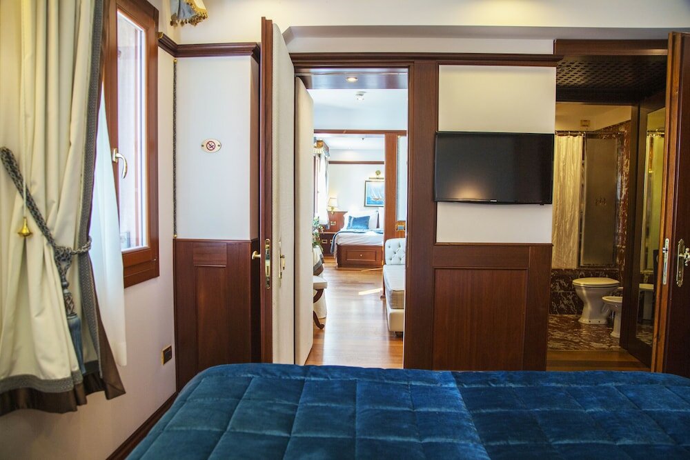 Фото Hotel Bucintoro