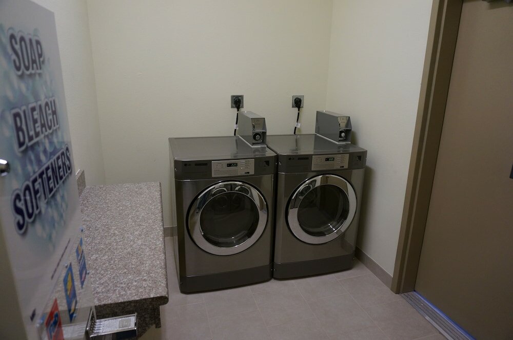 Фото The Bungalows Hotel & Event Center