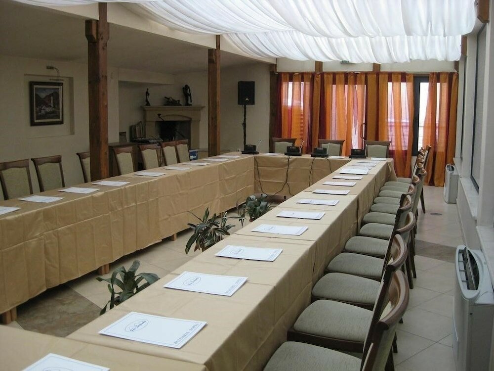 Фото Legends Hotel Sofia