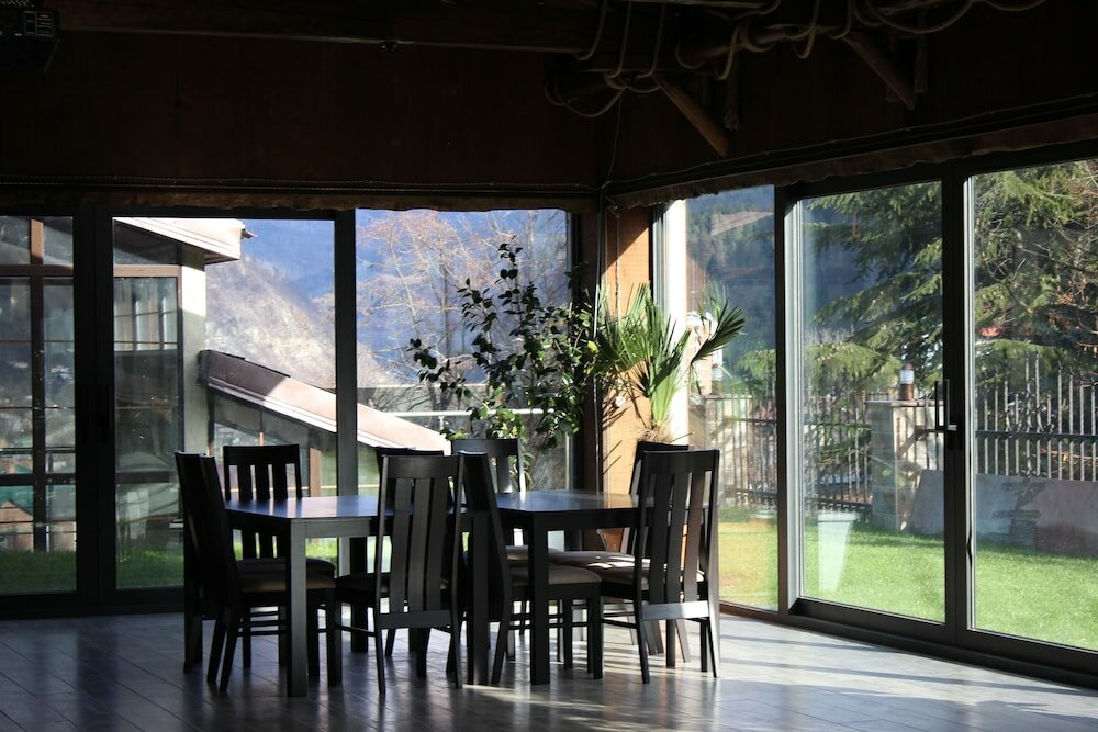 Фото Borjomi Palace