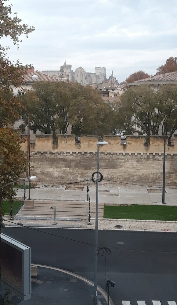 Фото Ibis Avignon Centre Gare
