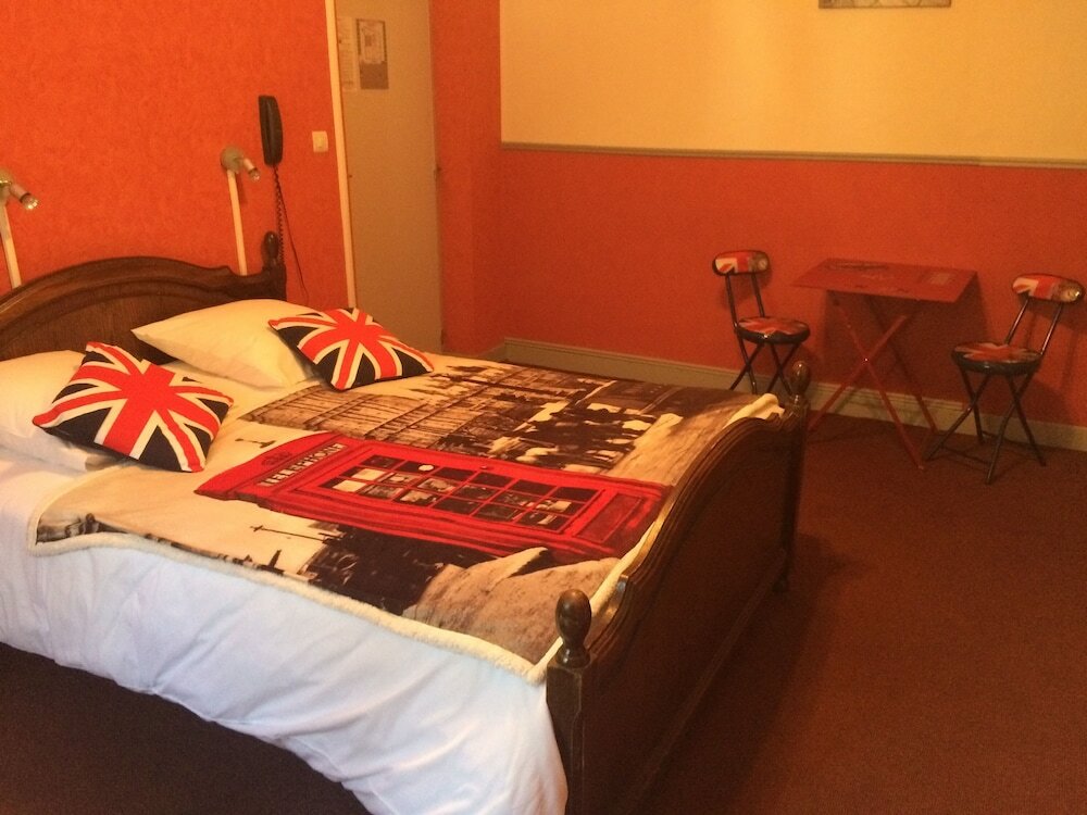 Фото Au Royal Hôtel