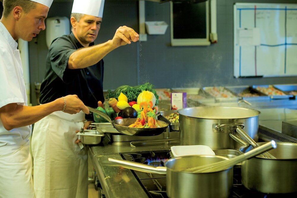 Фото Hôtel Vacances Bleues Villa Caroline