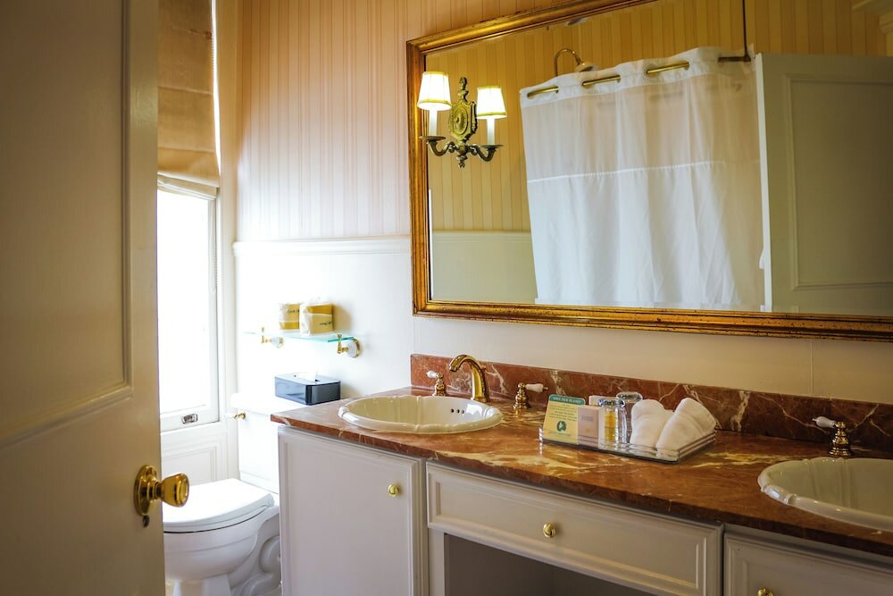 Фото Hotel Majestic