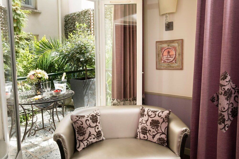 Фото Hotel Monceau Wagram