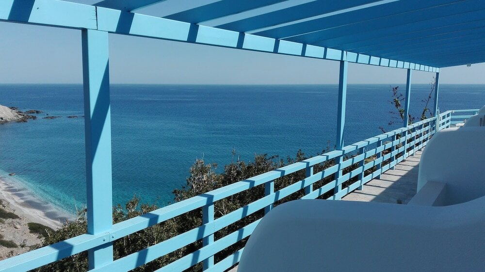 Фото Thalassopetra