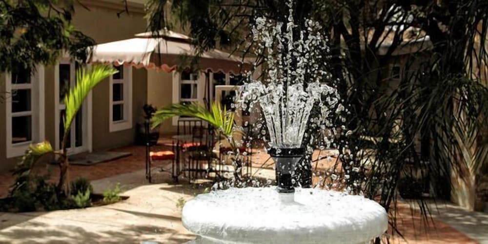 Фото Village Boutique Hotel