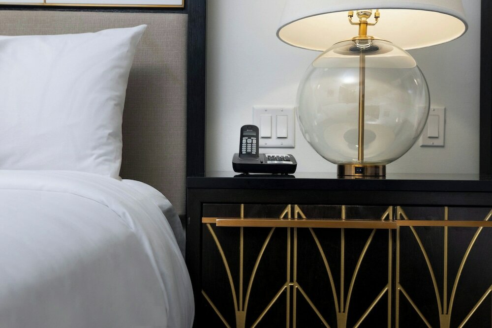 Фото The Laura Hotel, Houston Downtown, Autograph Collection