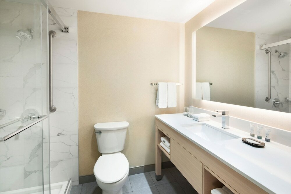 Фото The Westin Edmonton by Marriott