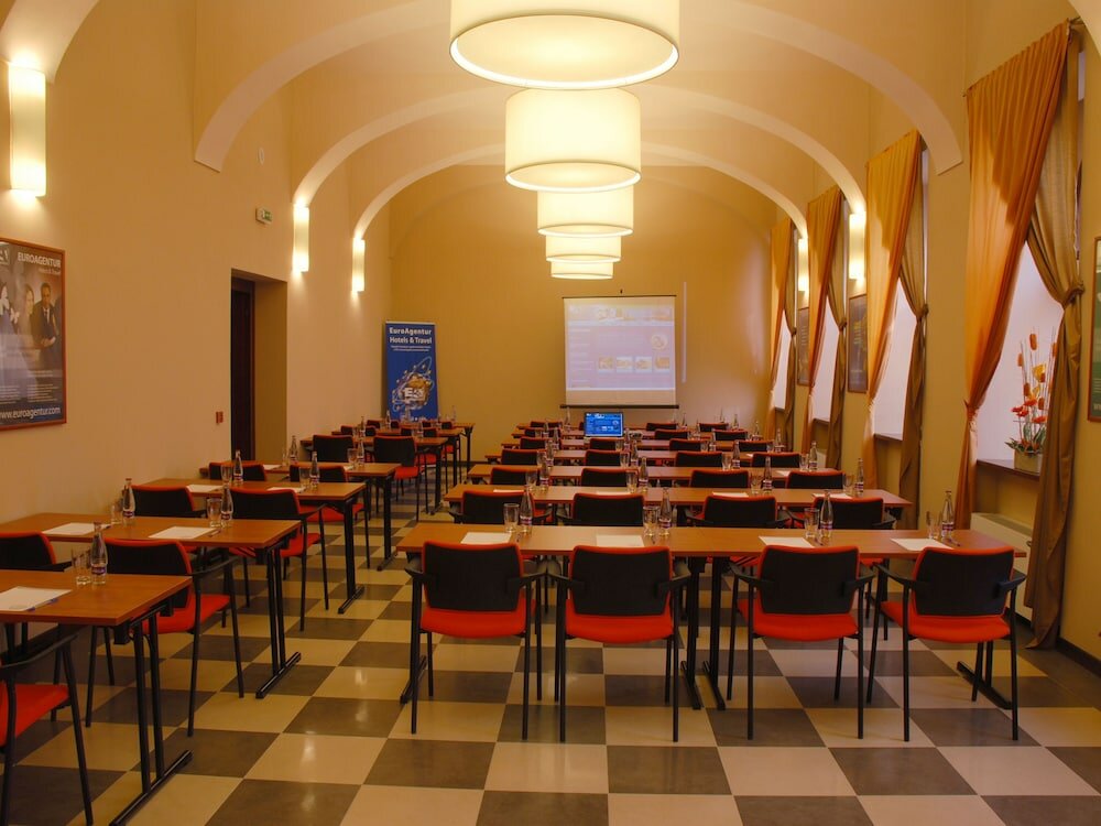 Фото Ea Hotel Downtown