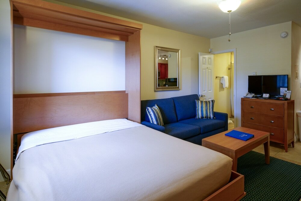 Фото La Costa Beach Club by Capital Vacations