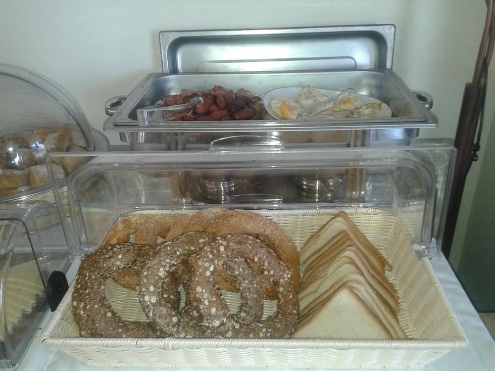 Фото Finiki Plaza