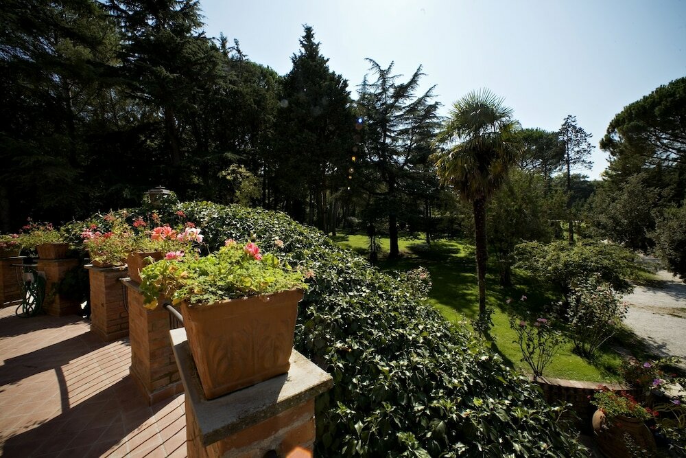 Фото Montebelli Agriturismo & Country Hotel