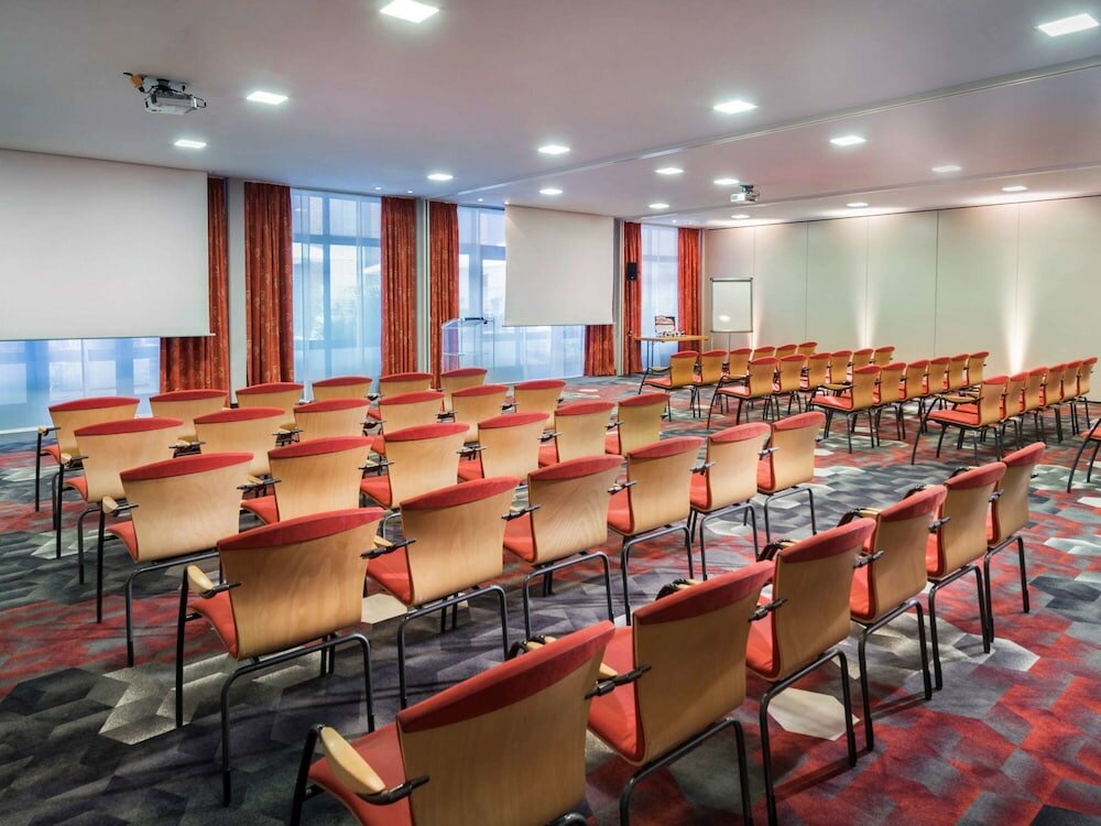 Фото Mercure Hotel Muenchen Neuperlach Sued