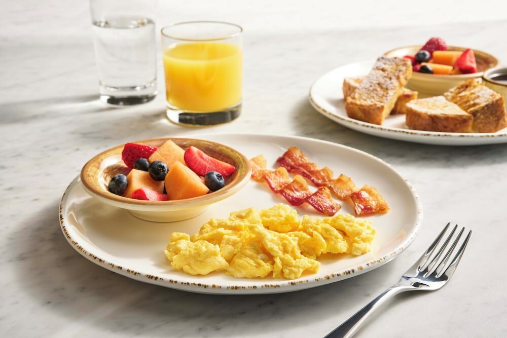 Фото Courtyard by Marriott Baton Rouge Downtown