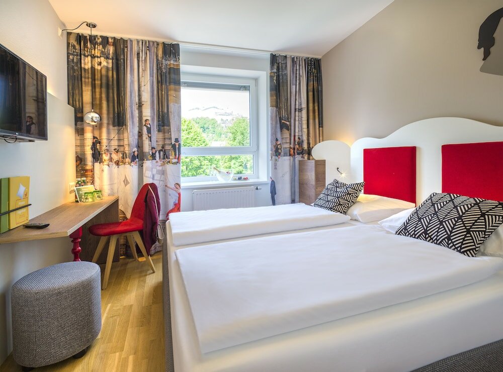 Фото Jufa Hotel Salzburg