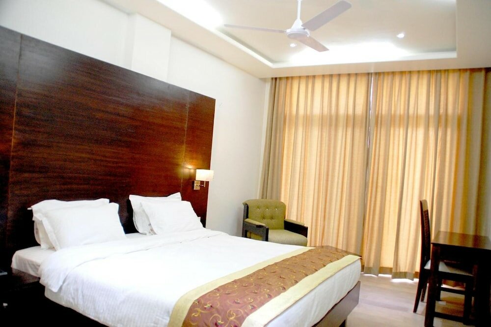 Фото 66 Residency - A Boutique Hotel