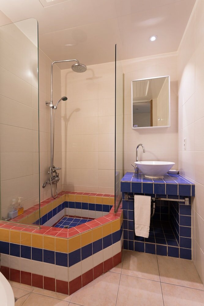 Фото Charis Hotel