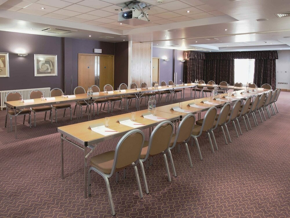 Фото Mercure Newcastle George Washington Hotel Golf and SPA