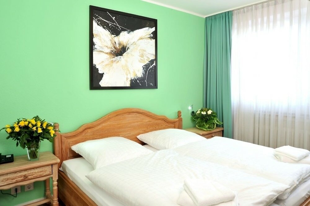 Фото Stadthotel Langenfeld