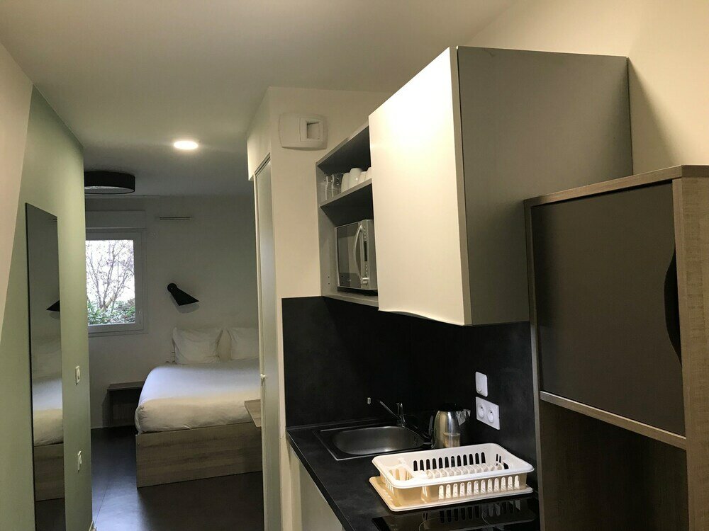 Фото All Suites Appart Hotel Massy Palaiseau